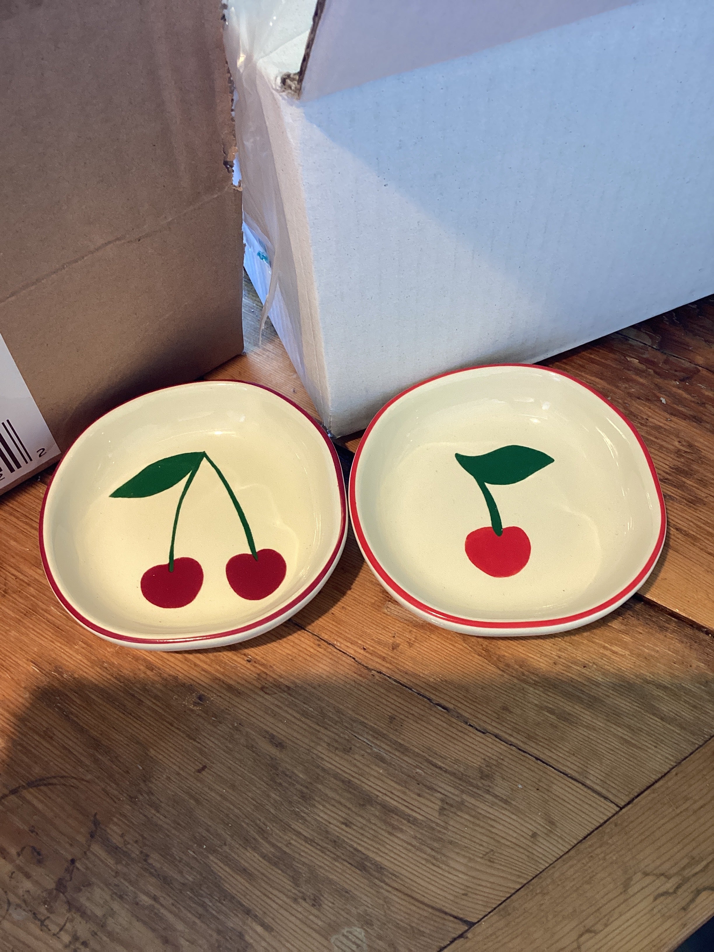 Very Cherry Pinch Bowls - Individuals