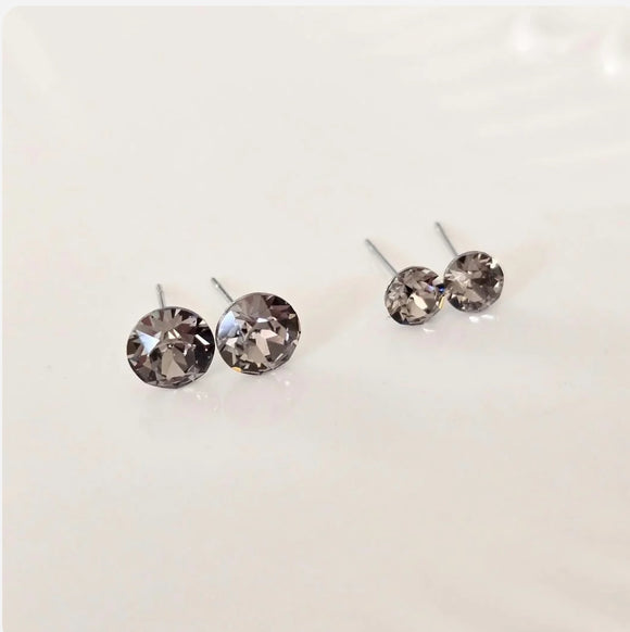 Crystal “Greige” Studs 8mm