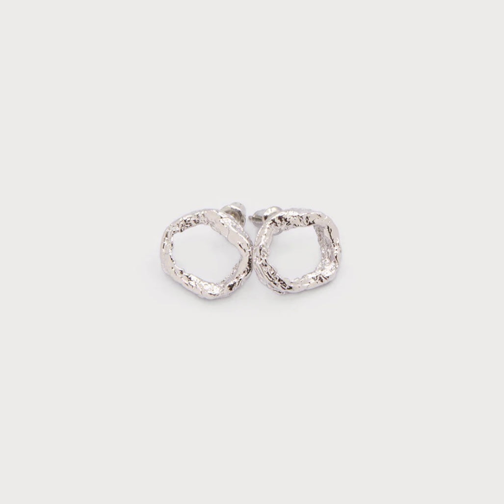 Hammered Circle on Posts 2781-SLV