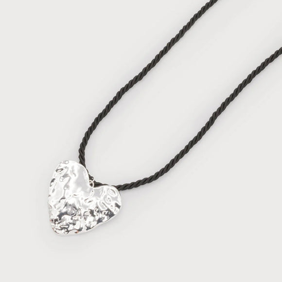 METAL PENDANT ON CORD 1751-BLK-S