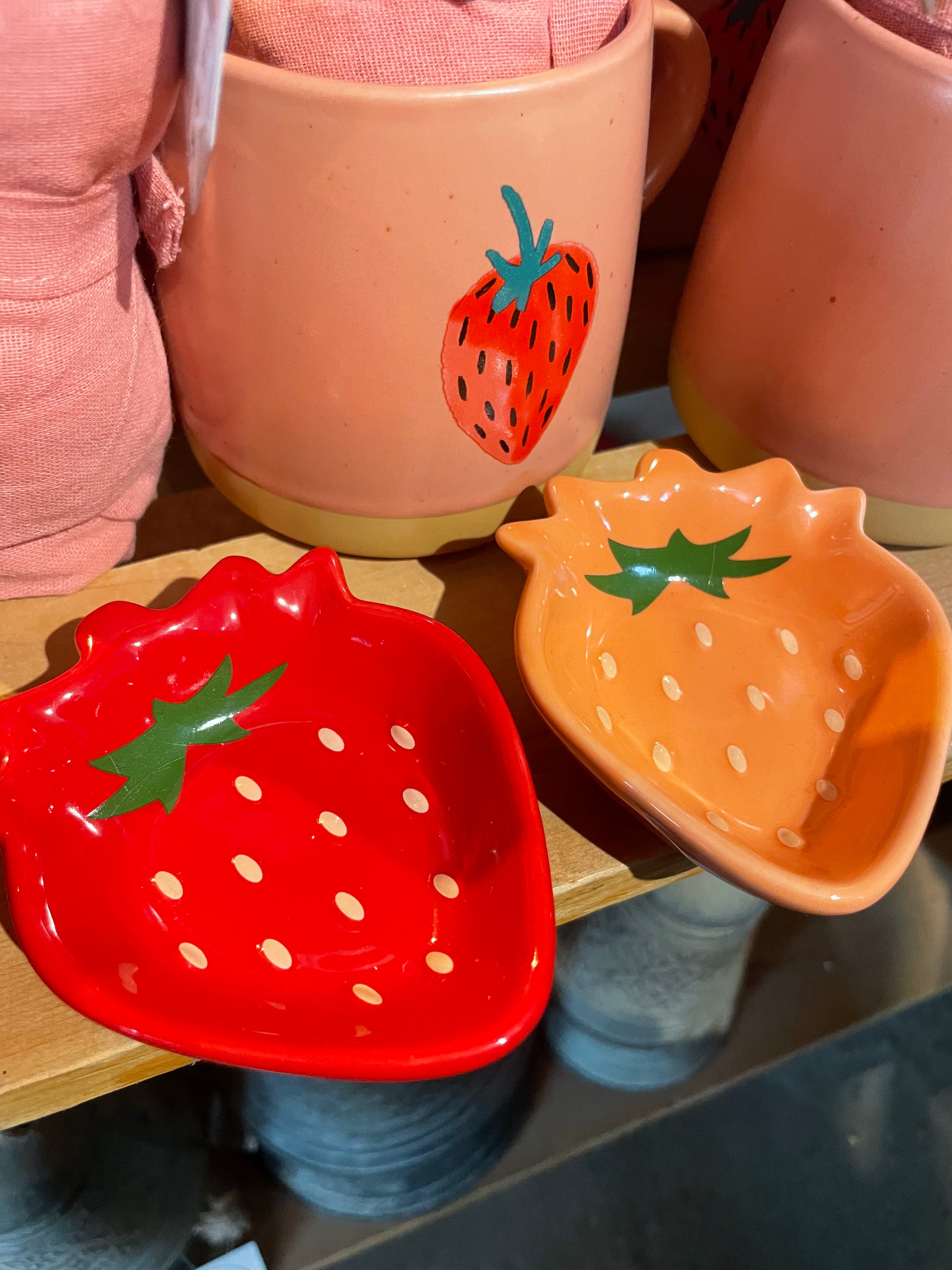 Strawberry Berry Sweey Pinch Bowl - Individual