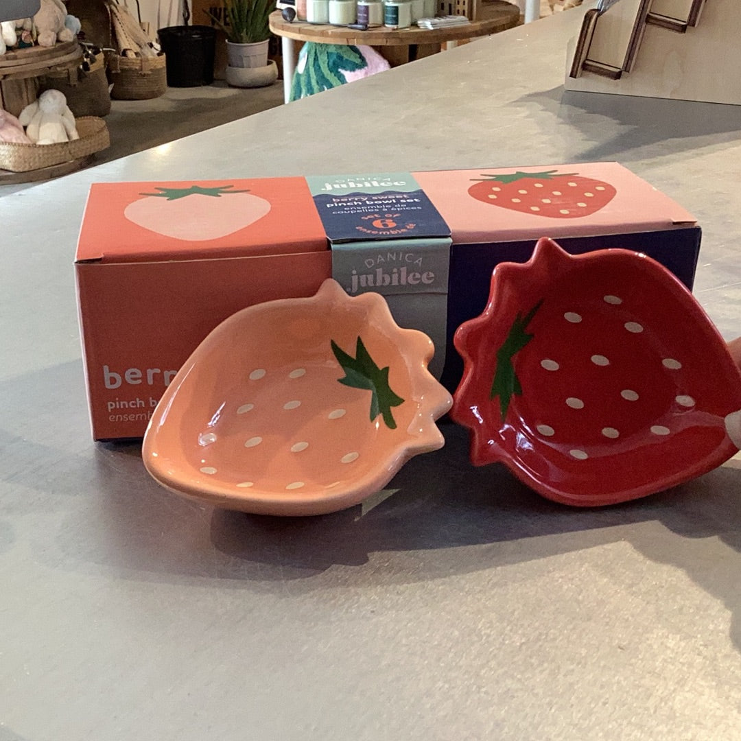 Strawberry Pinch Bowl Set - Berry Sweet