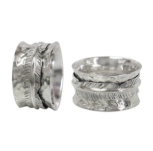 Feather Spinner Ring